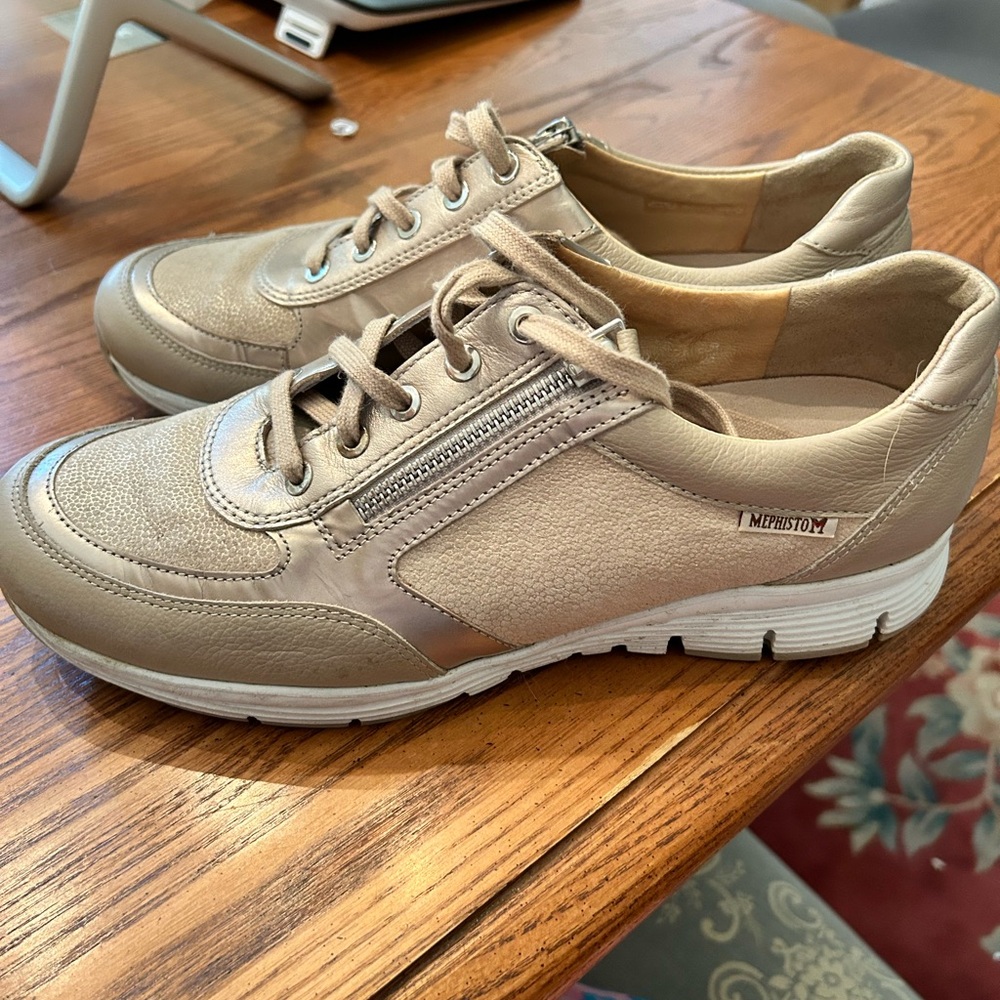 Mephisto Walking Shoes Women’s 9.5/10M Leather Excellent